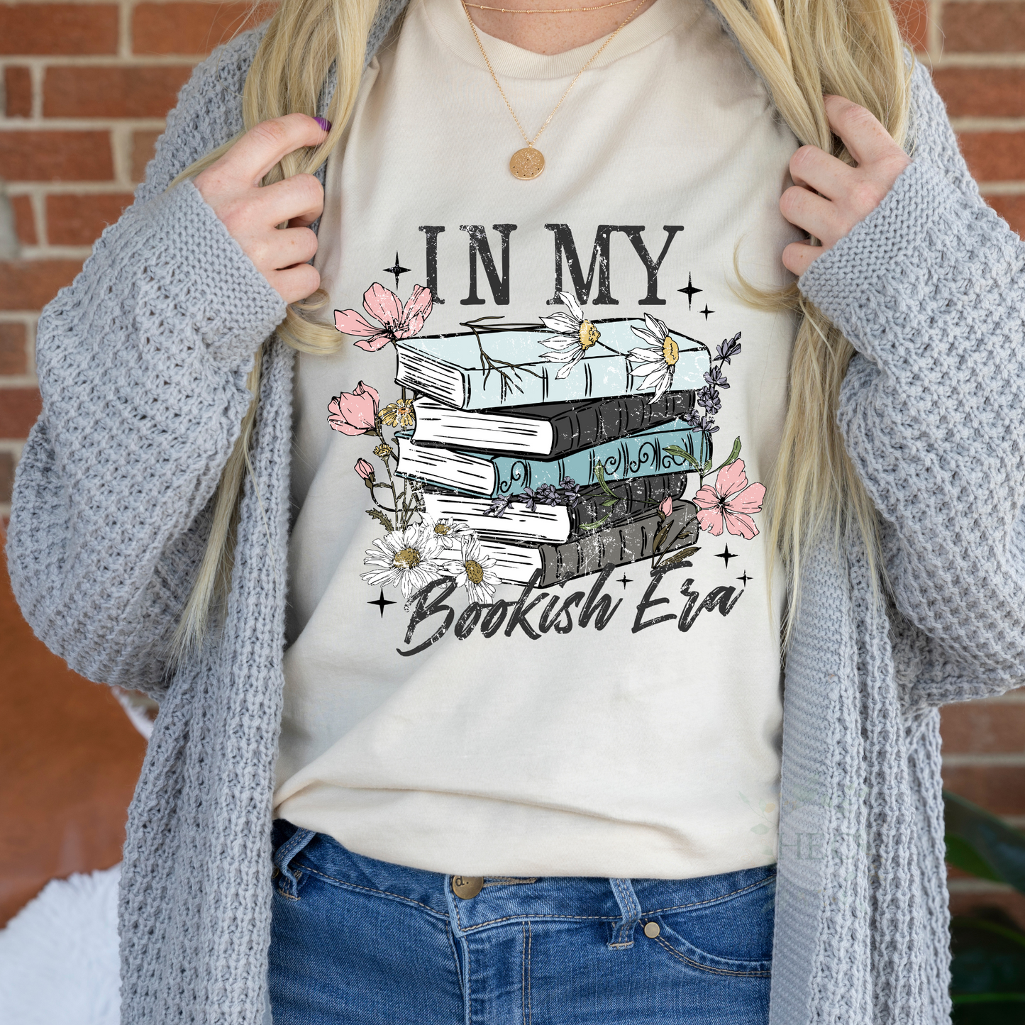 In bookish era flowers books - DTF
